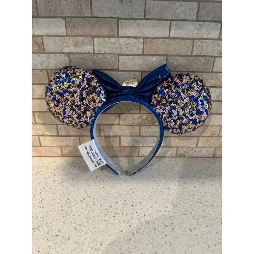Disney Parks WDW‎ 2021 Annual Passholder Blue Sequined Minnie Mouse Bow Ears 120